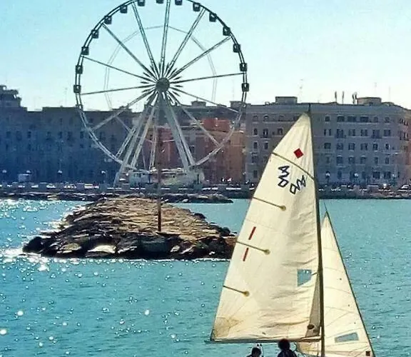 Casa Vacanze Santa Maria * בארי